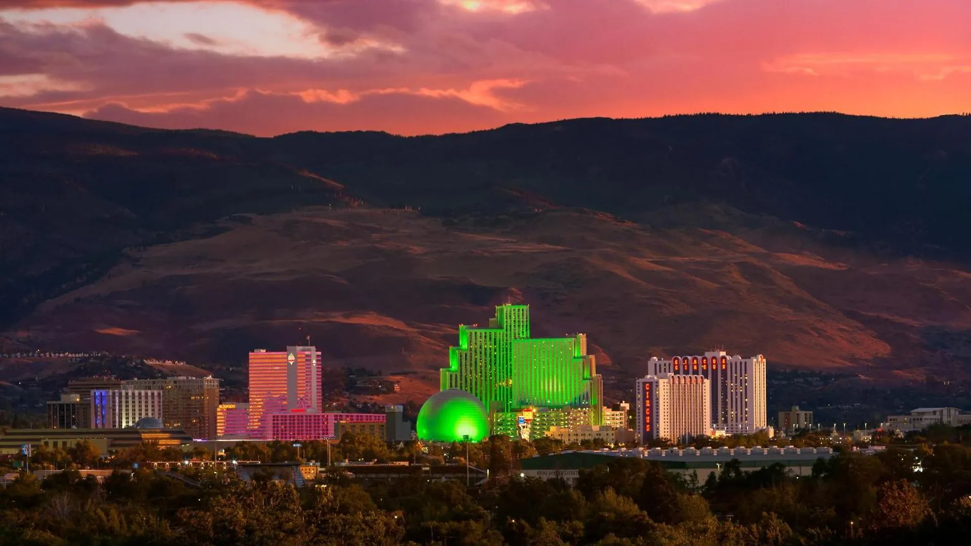 Silver Legacy Reno Resort Casino At The Row